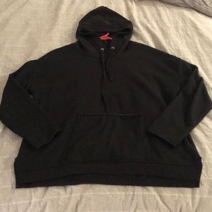 Black baggy workout sweatshirt with hood